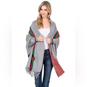 OO LALA fox cape with Gucci style stripe in red and green. OS